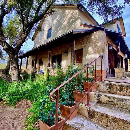 V700 Ranch Stays Marble Falls Kültér fotó