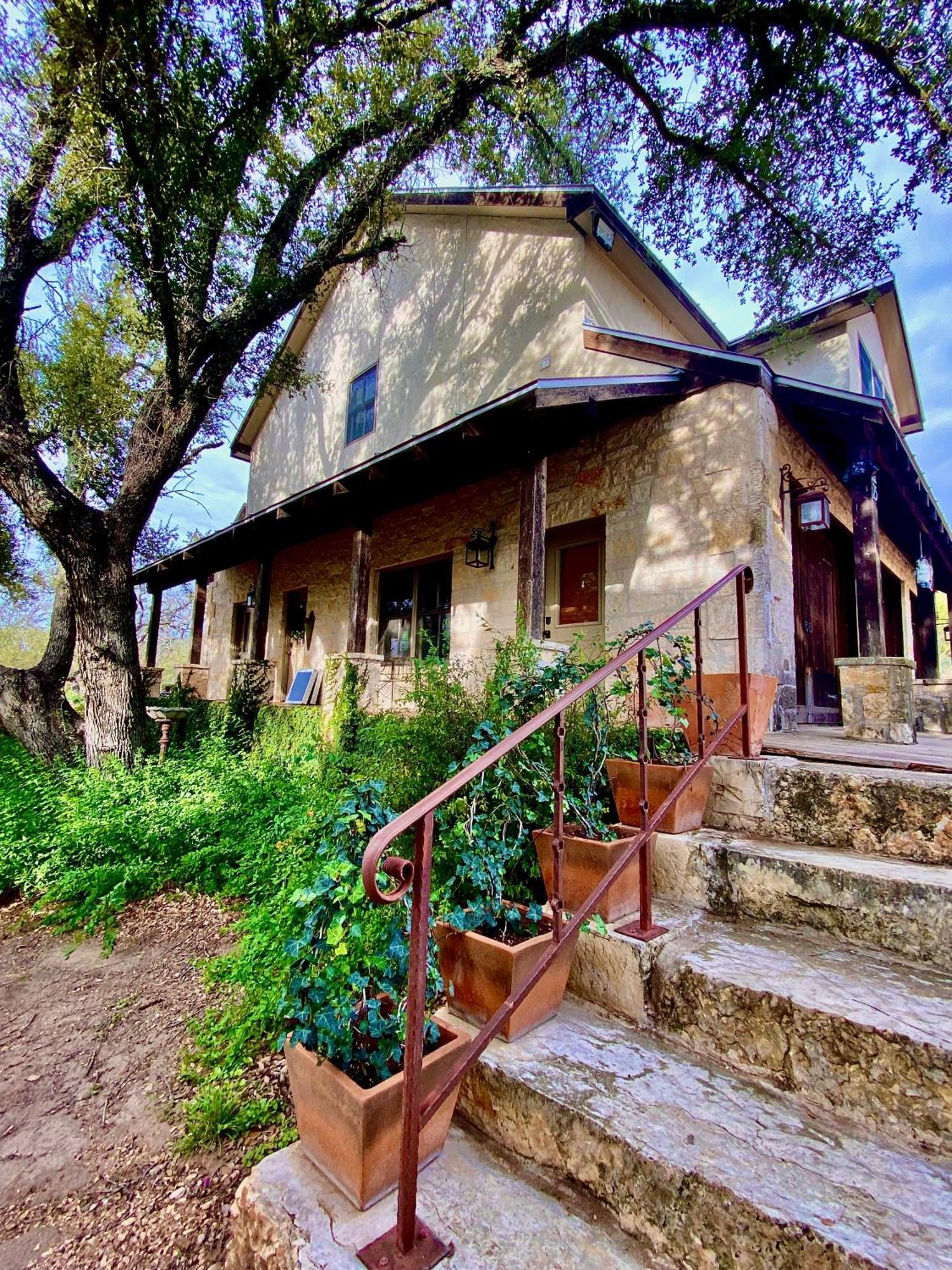 V700 Ranch Stays Marble Falls Kültér fotó